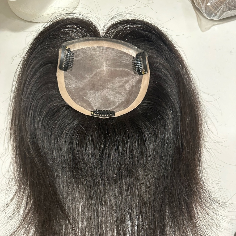 Human hair topper